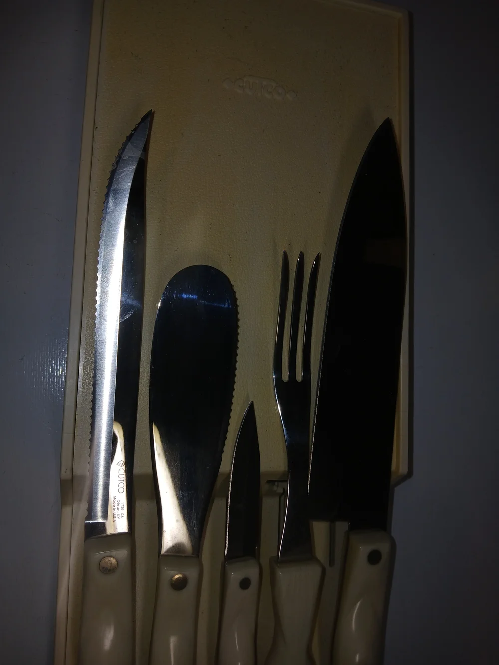 Cutco piece knife